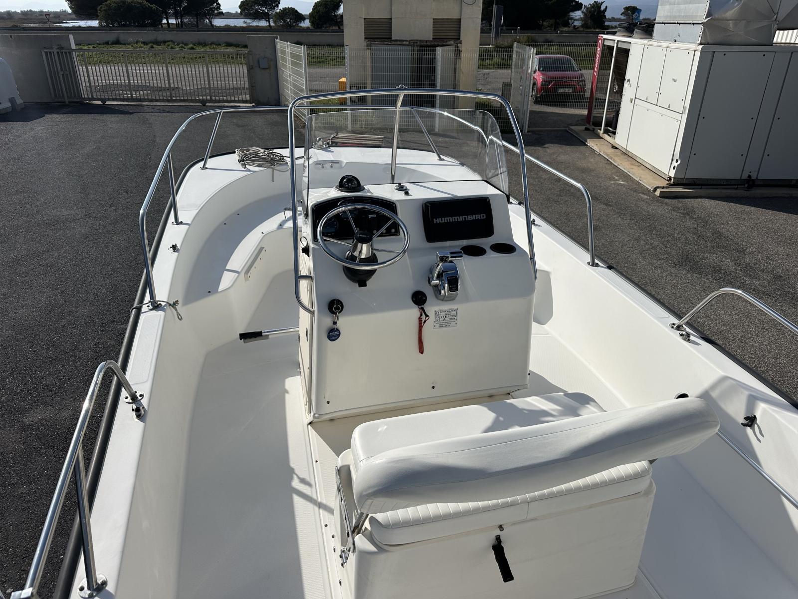 boston whaler 190 montauk