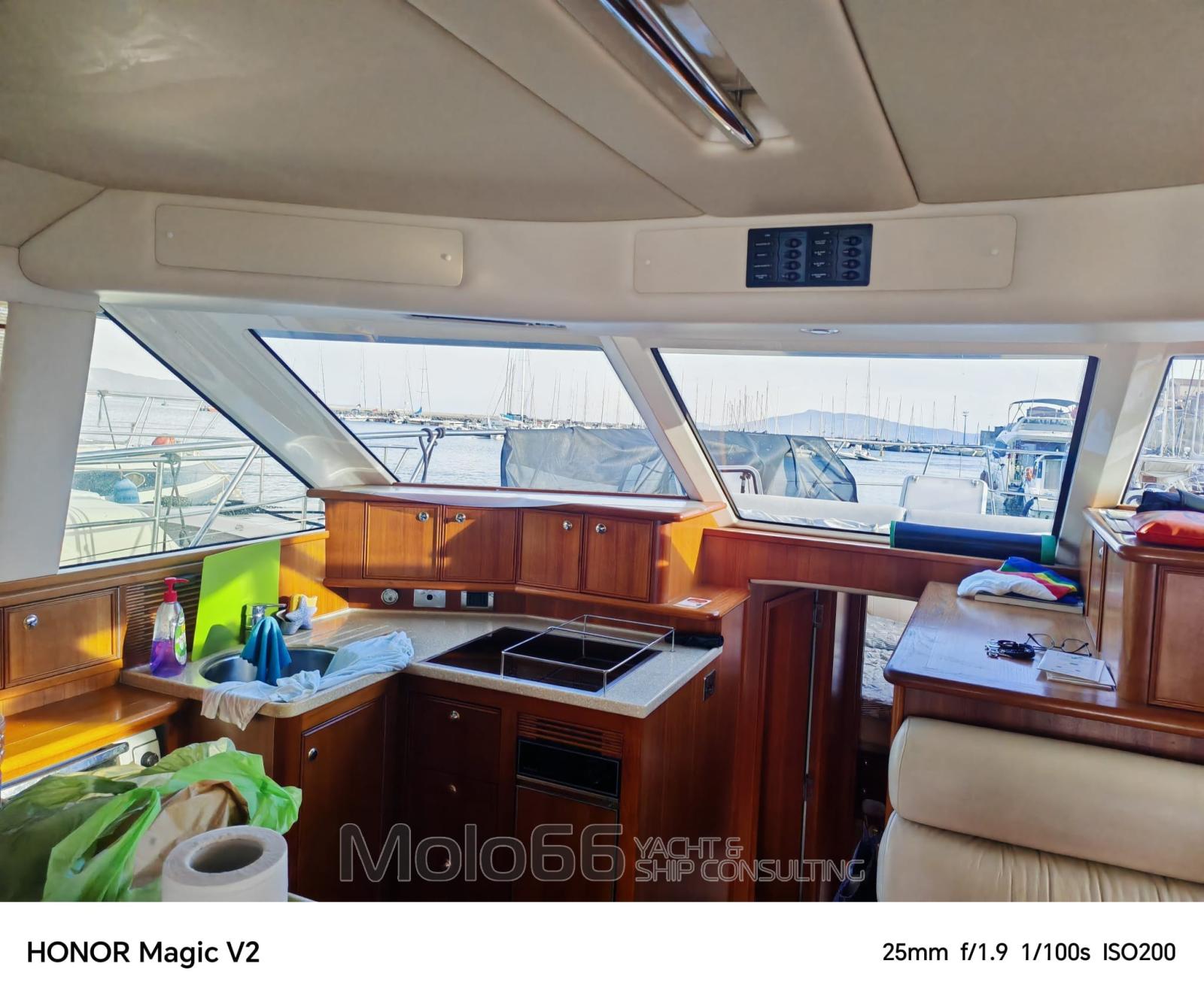 riviera marine 47 g2 flybridge