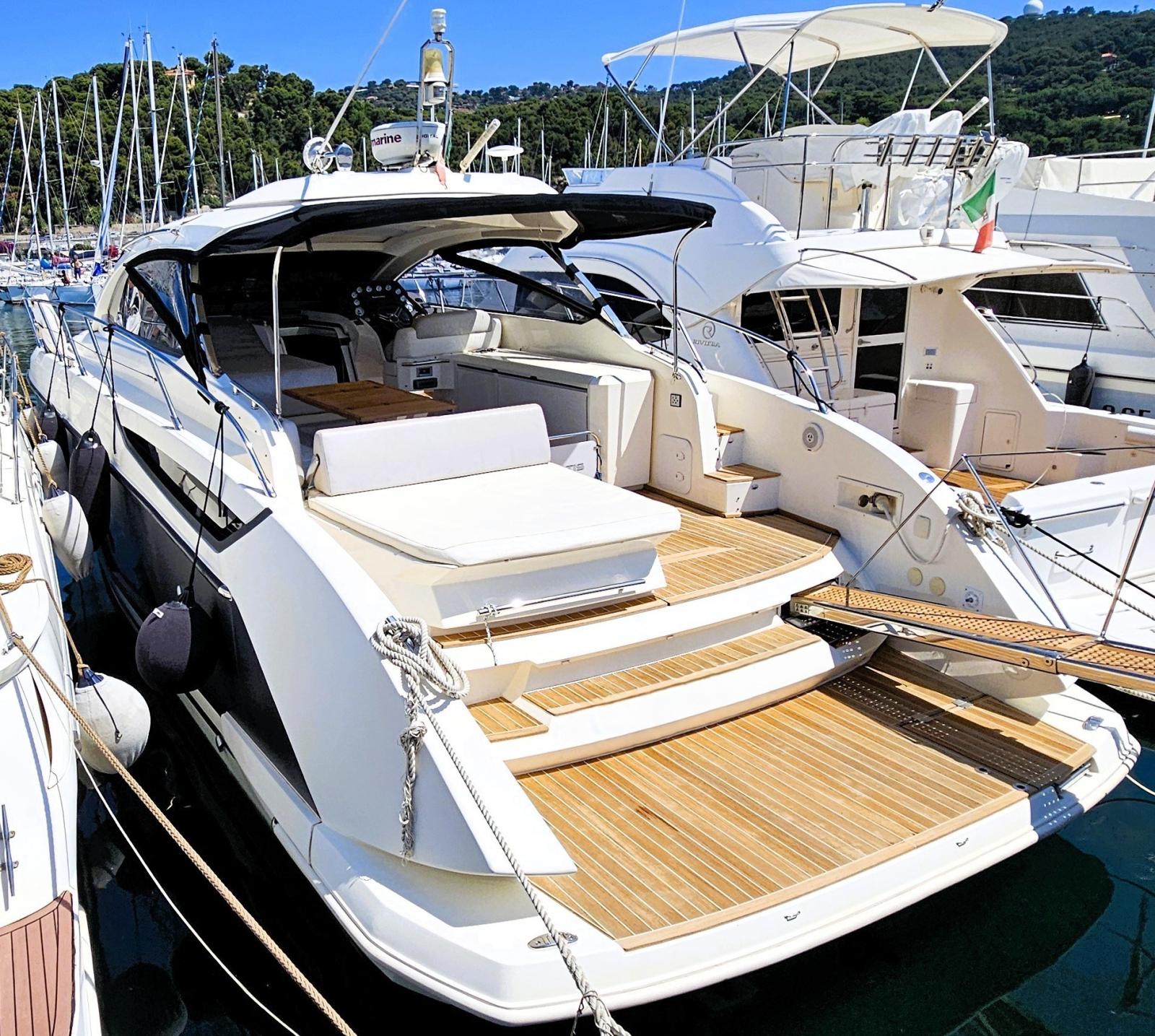 azimut Atlantis 44
