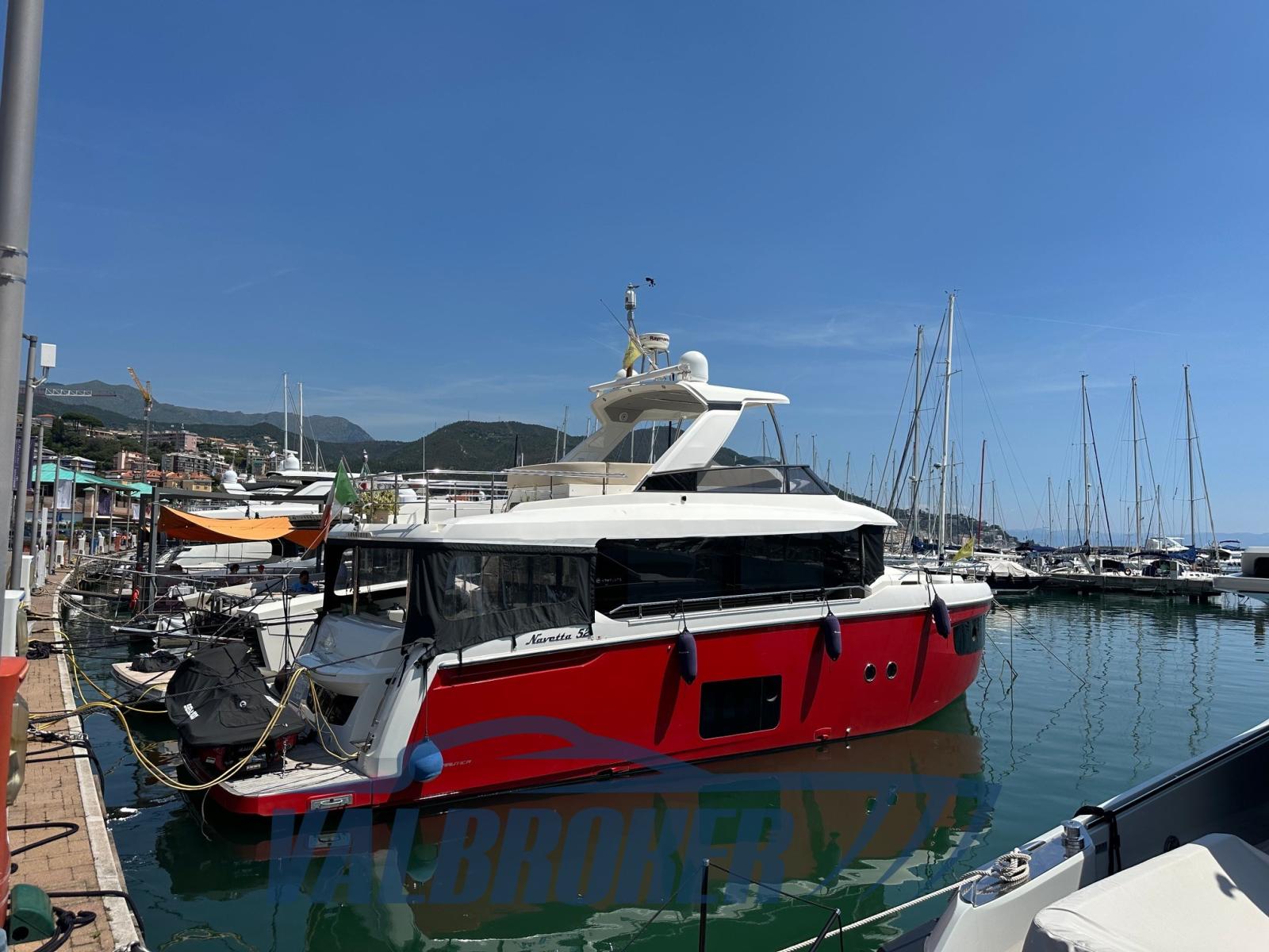 absolute Navetta 52