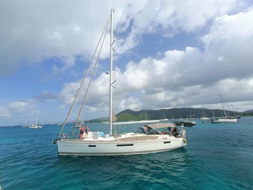 Jeanneau yachts 53