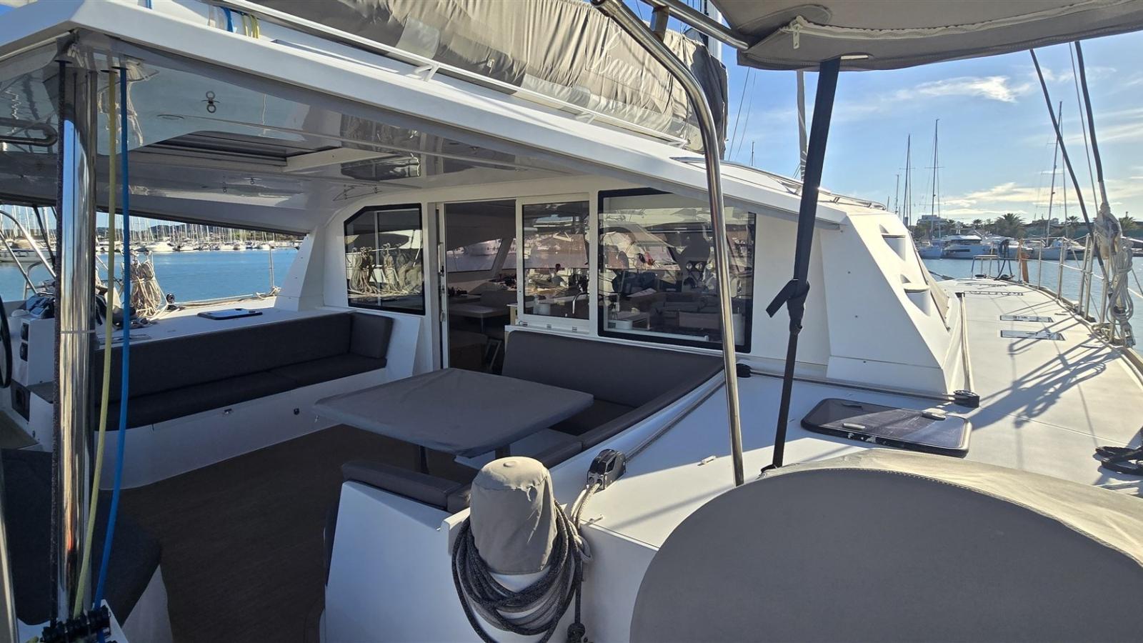 nautitech Nautitech 542