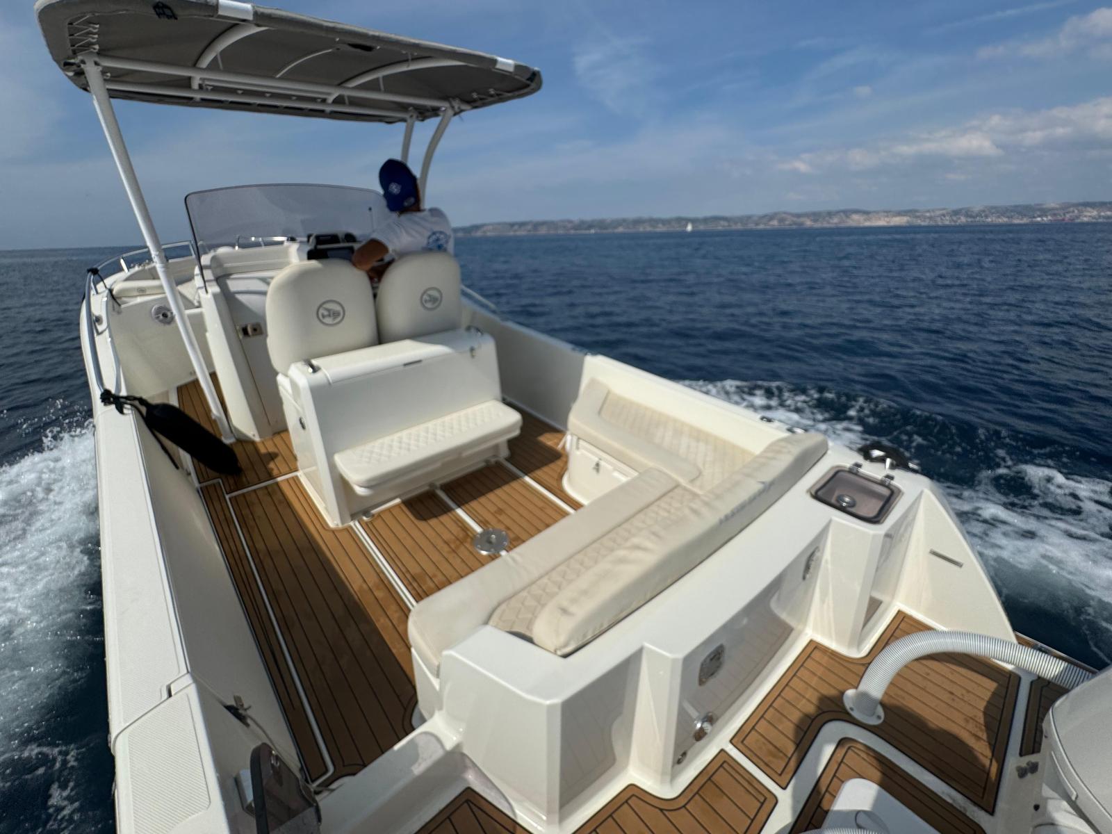 white shark 280 cc evo