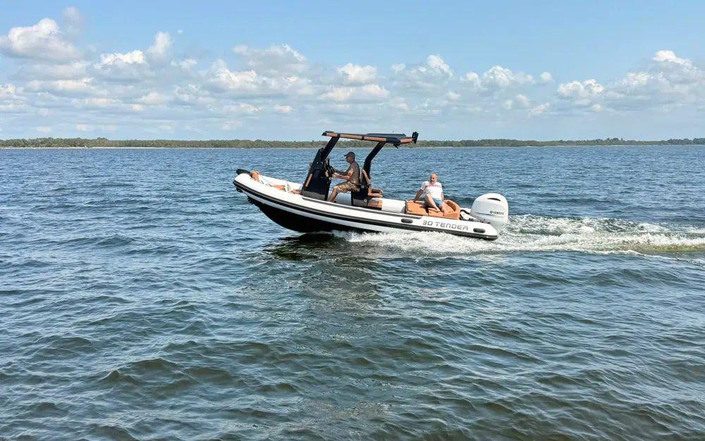 3d tender Odyssey 635