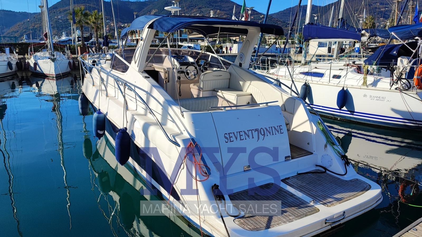 manò marine 26.50 cabin cruiser