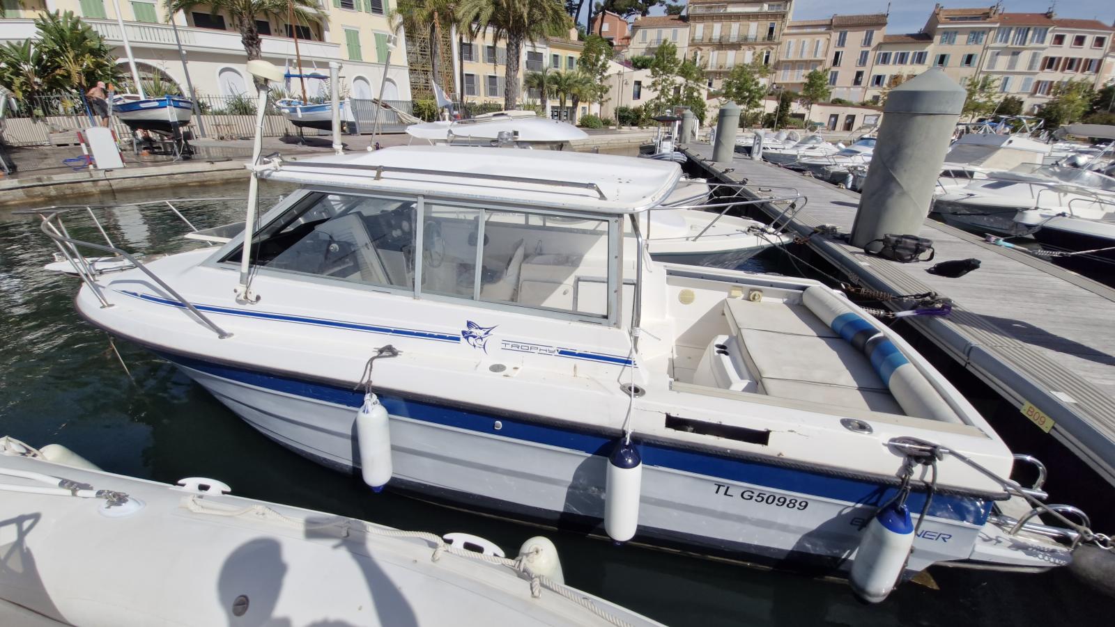 bayliner Trophy 2159
