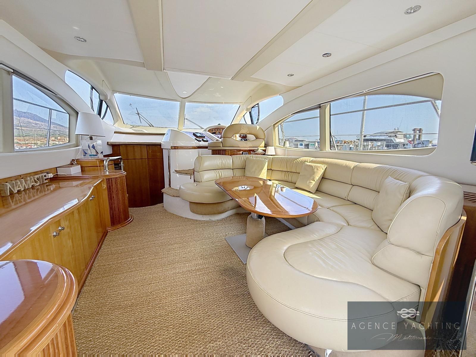 azimut 46