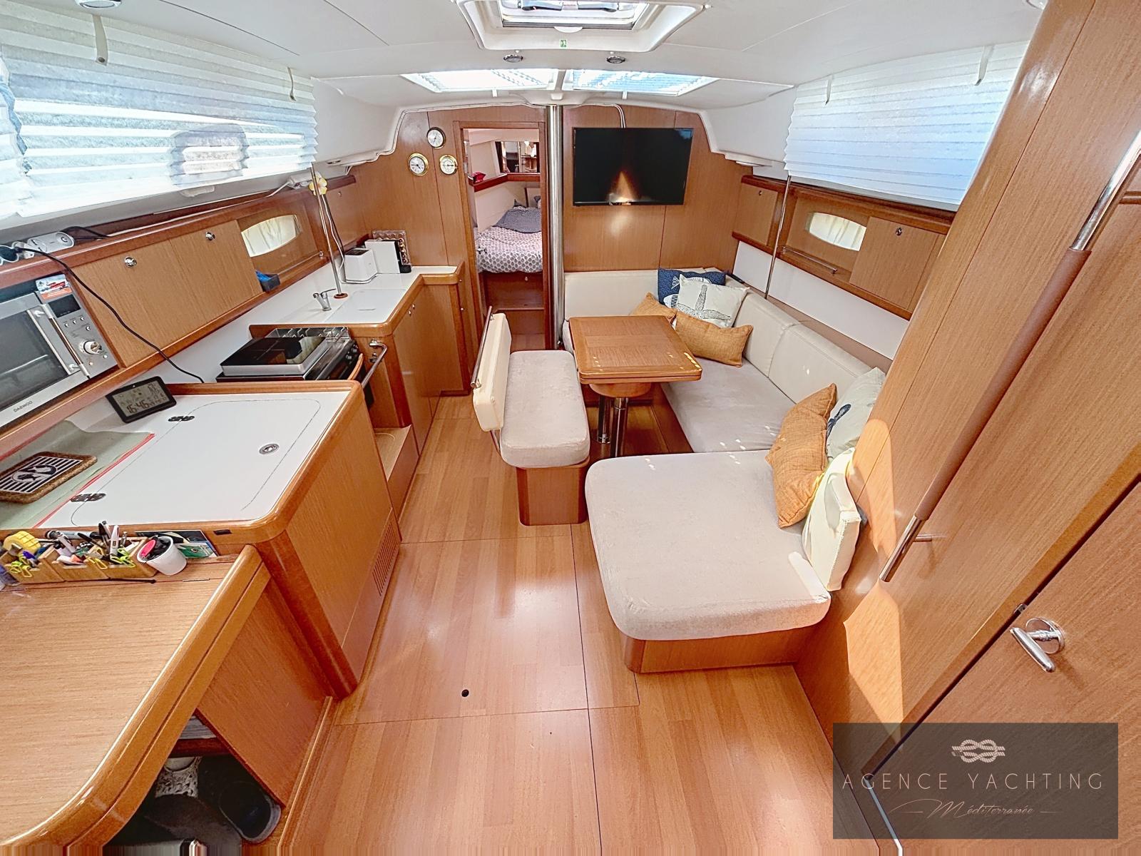 beneteau Oceanis 40