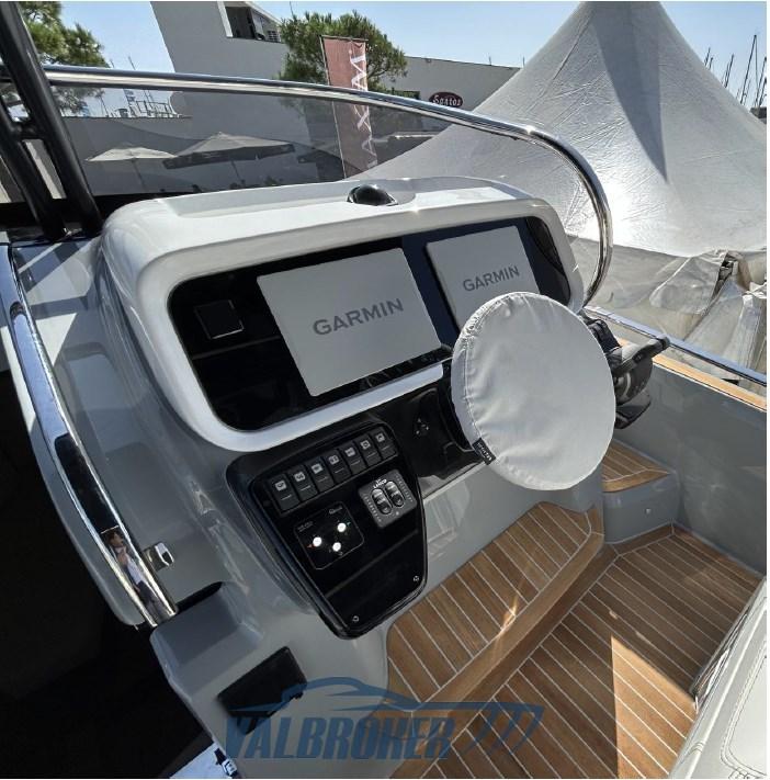 invictus Gt320