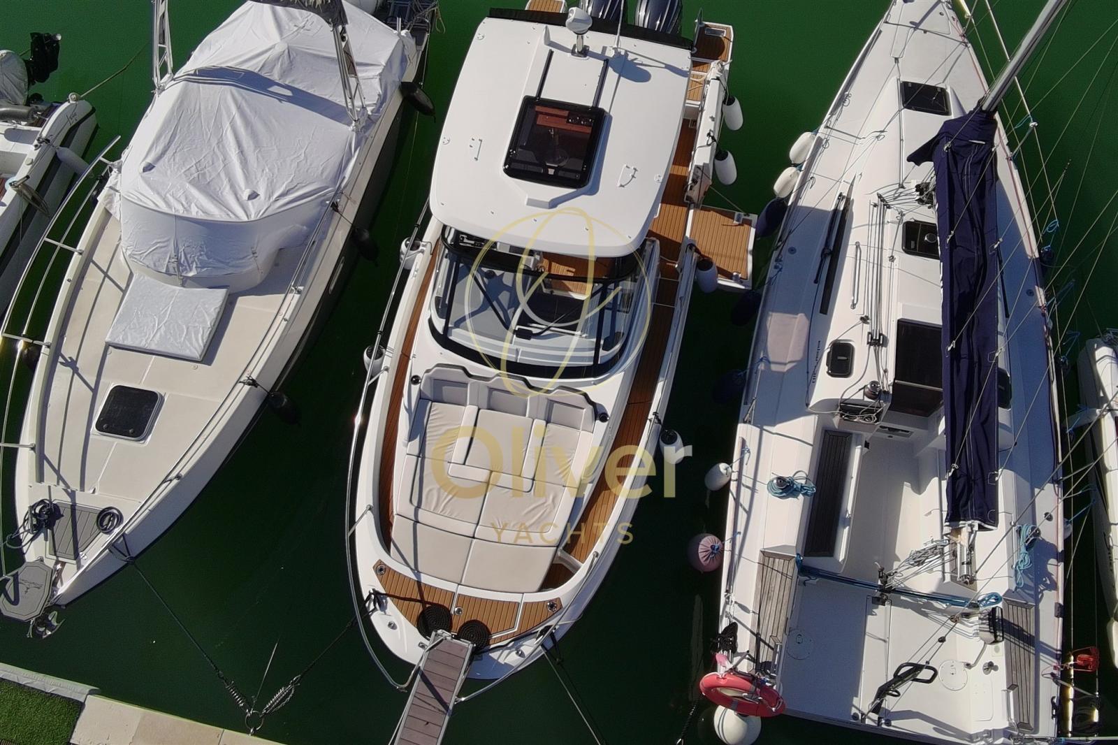 jeanneau Cap camarat 9.0