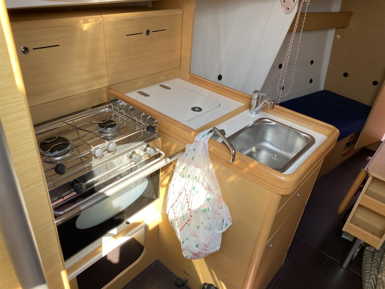 beneteau First 34.7