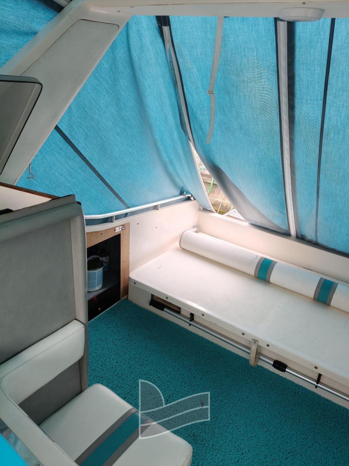 rio yachts 750 cabin