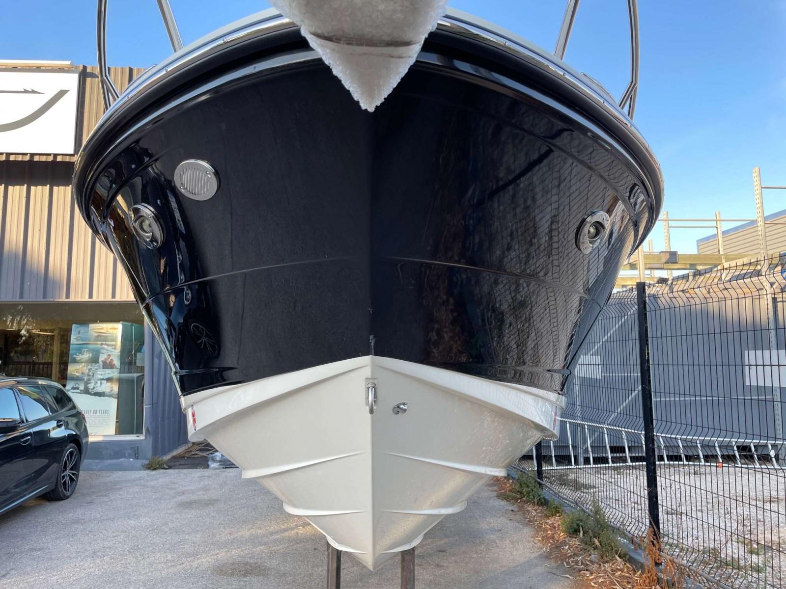 sea ray Sunsport 250 inbord