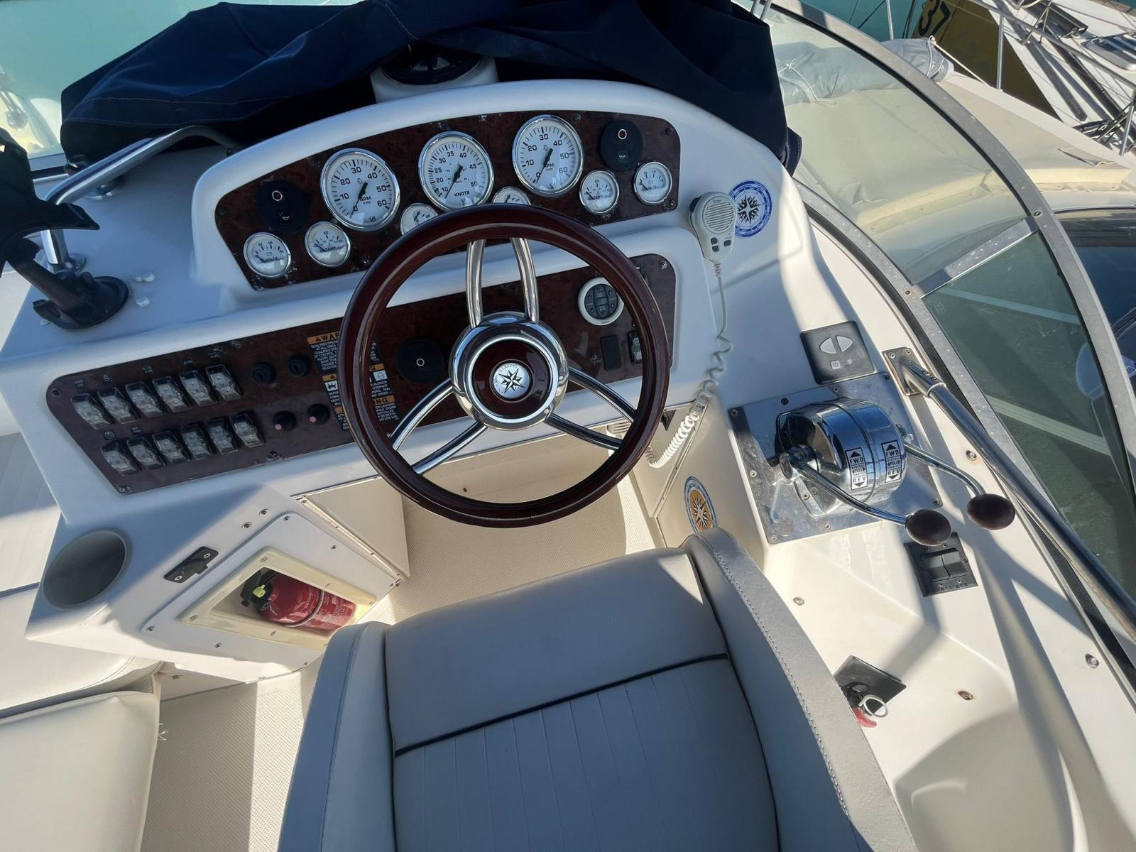 bayliner Ciera 3258 fly