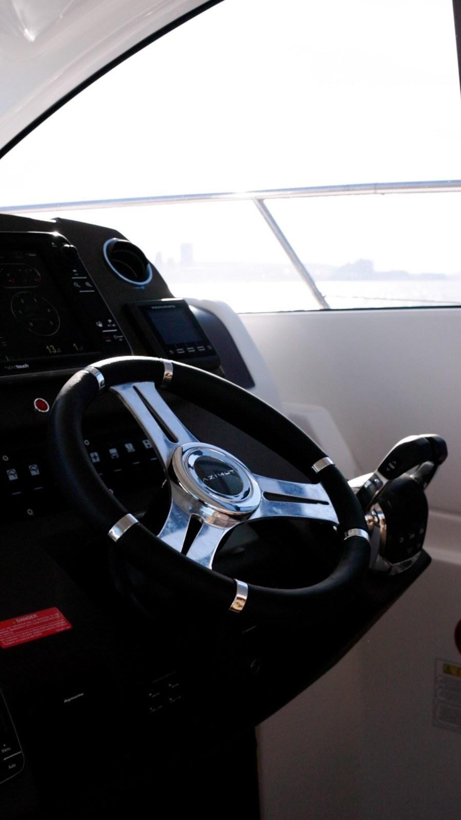 azimut 43 atlantis