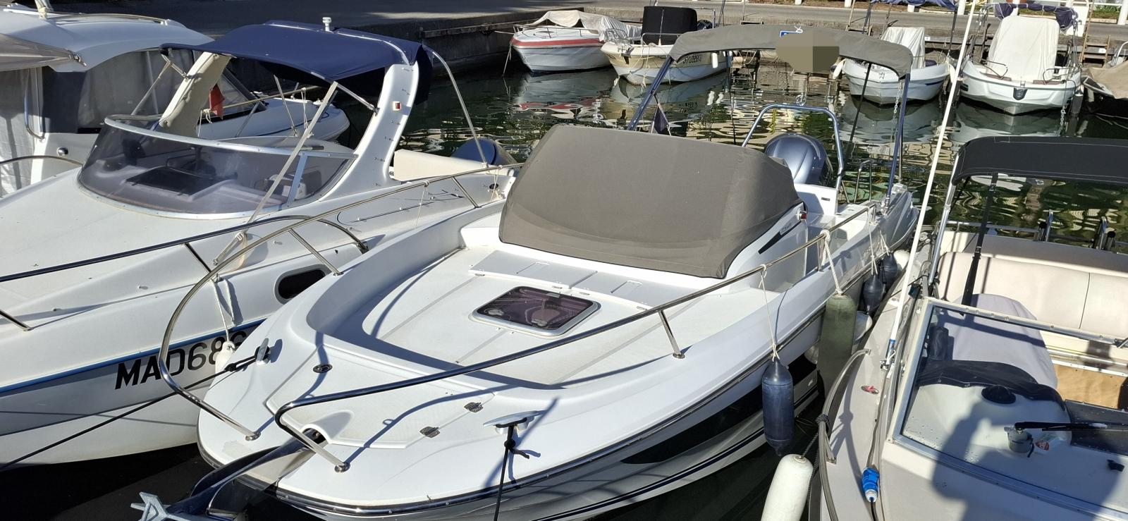 jeanneau Cap camarat 7.5 wa serie 2