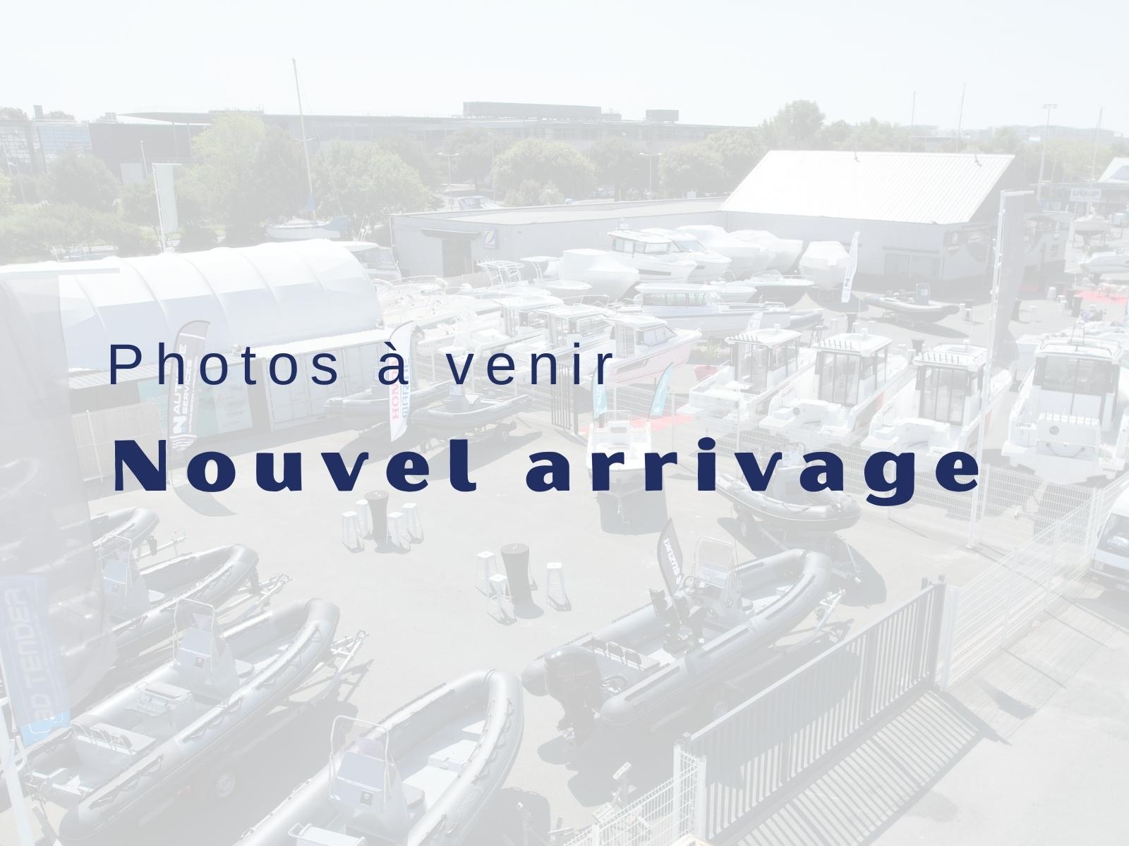 beneteau Flyer 6 space deck