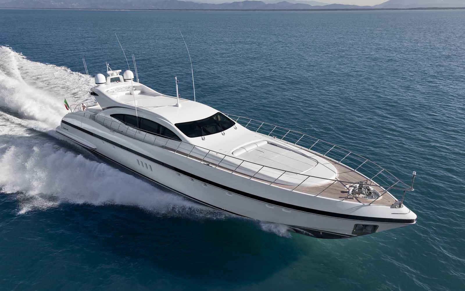overmarine Mangusta 108