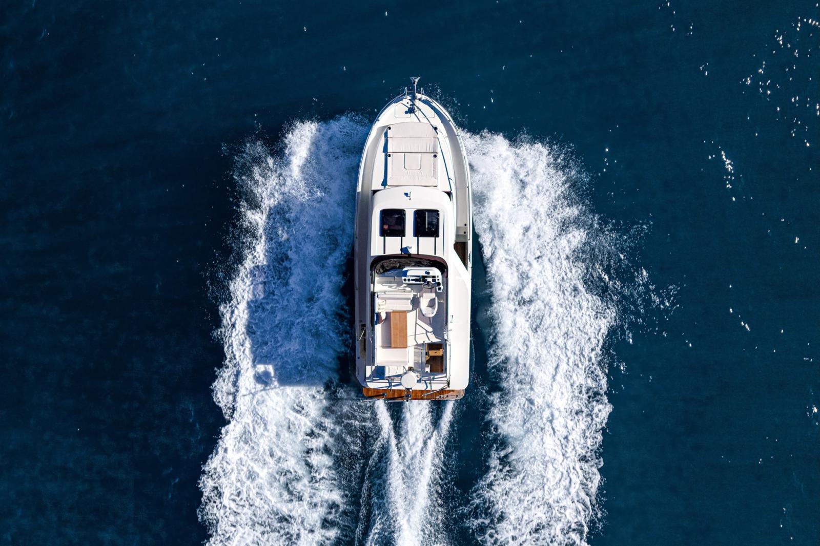 beneteau Swift trawler 37 fly