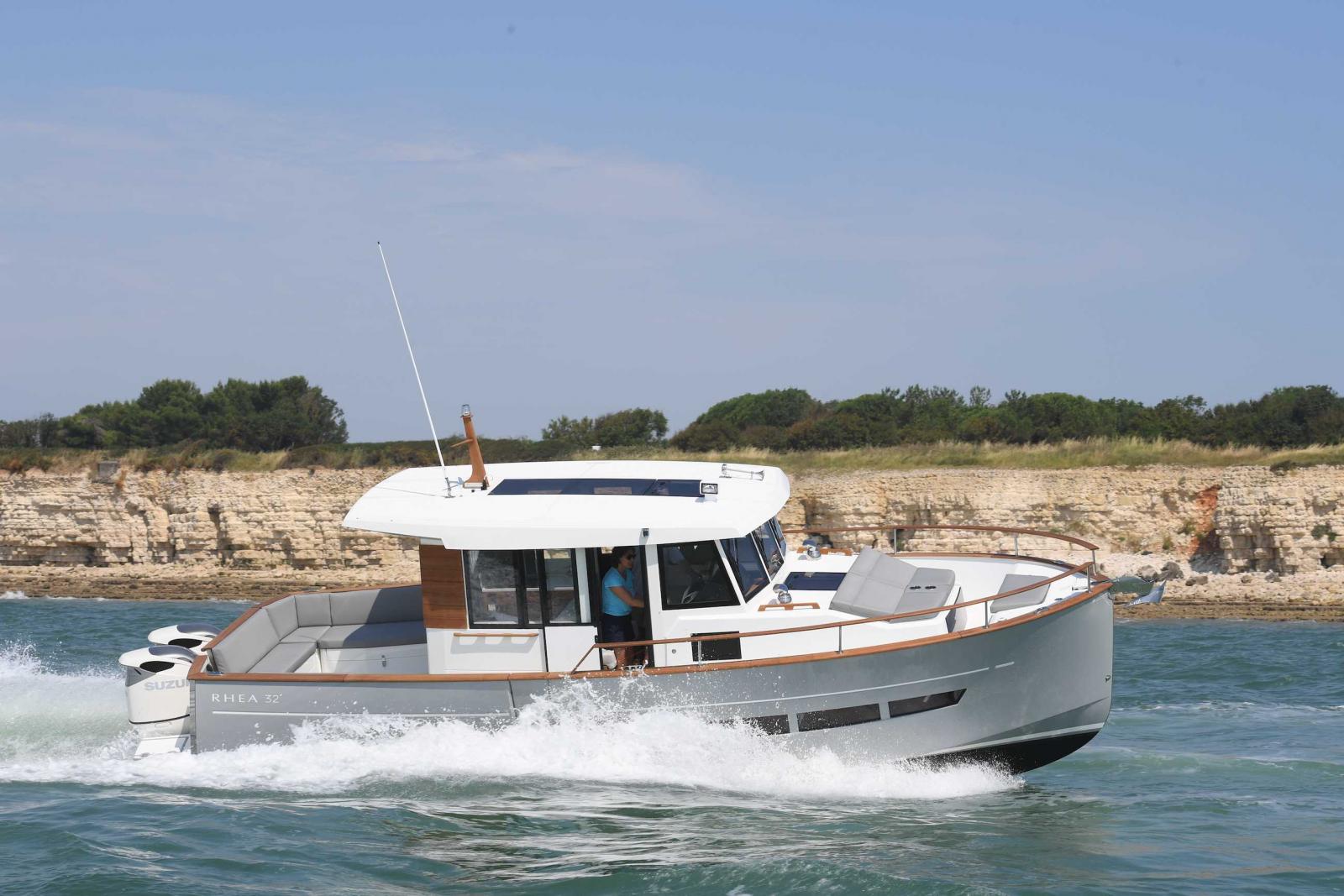 rhea marine Rhea 32 timonier