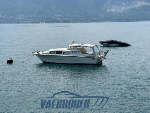 Fjord 32 cabin
