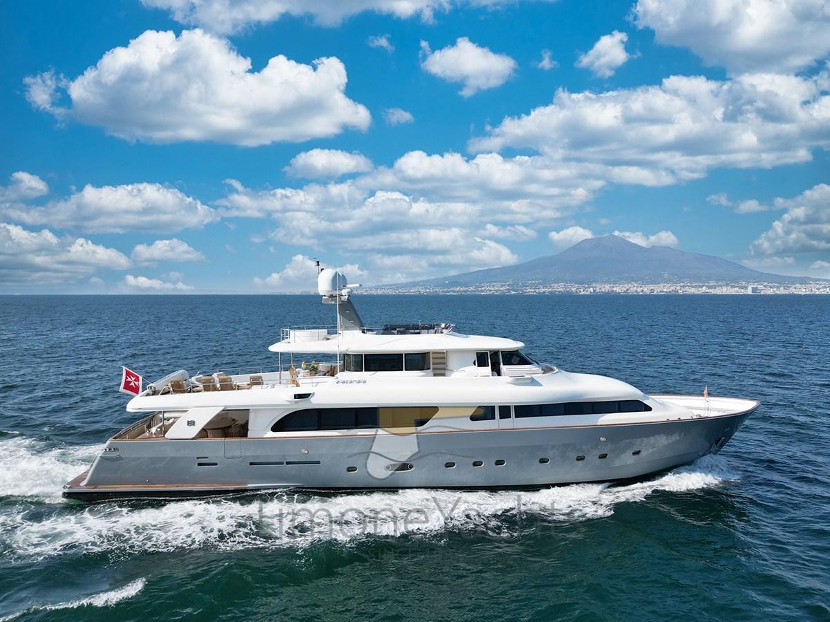 custom line Navetta 30