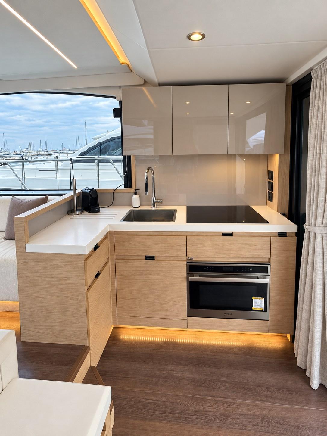 beneteau Montecarlo 52