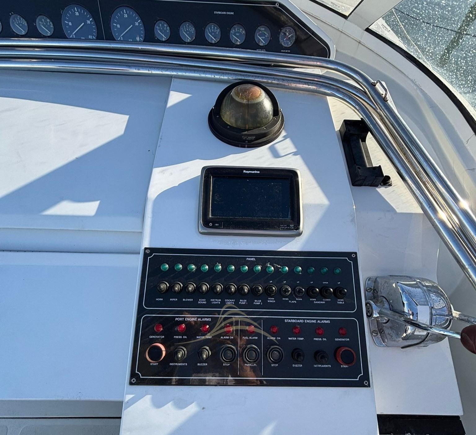 cantieri dell'adriatico Pershing 40