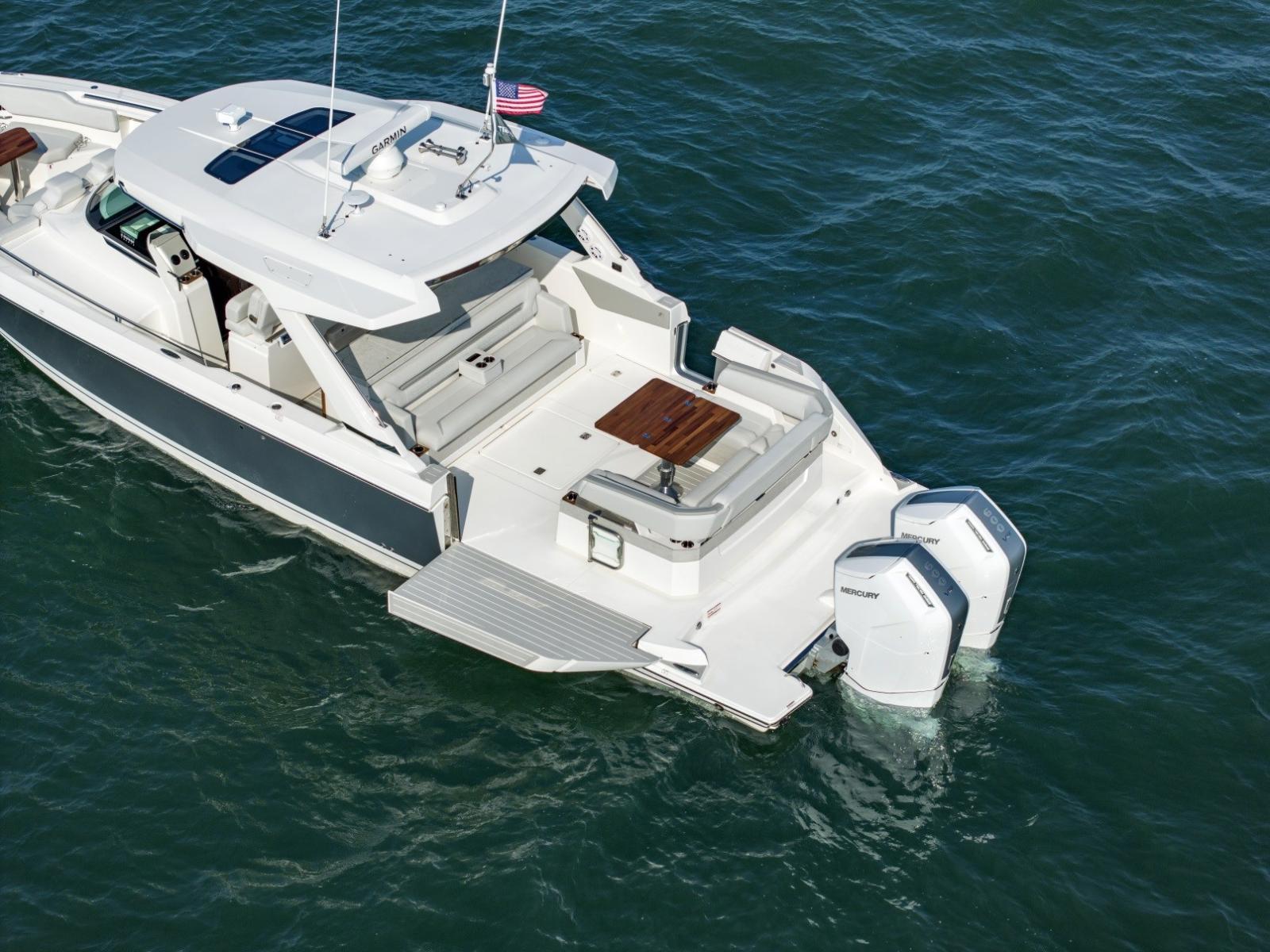 tiara yachts 43ls