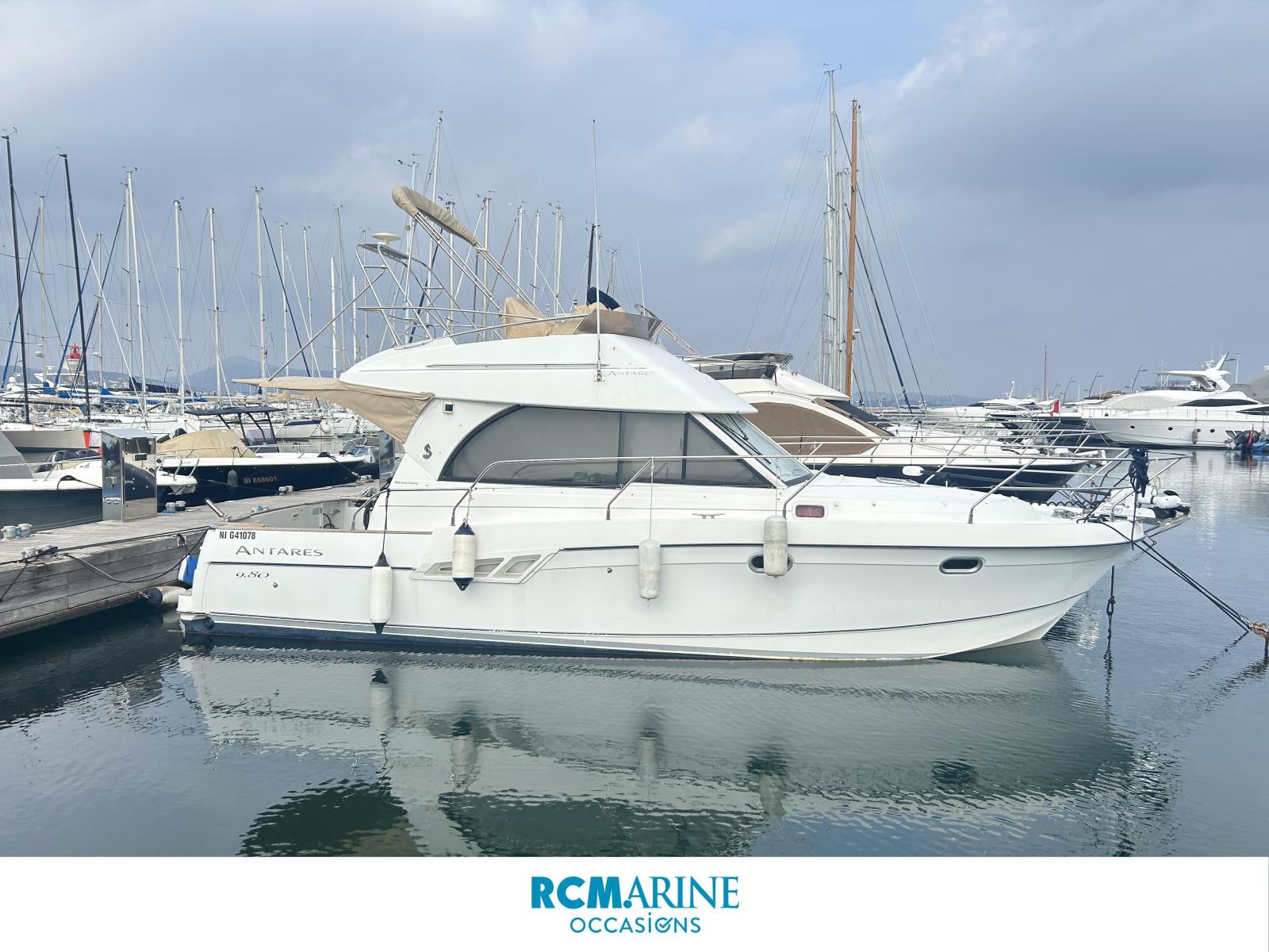 beneteau Antares 9.80