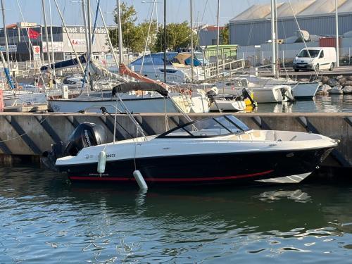Bayliner vr4 bowrider
