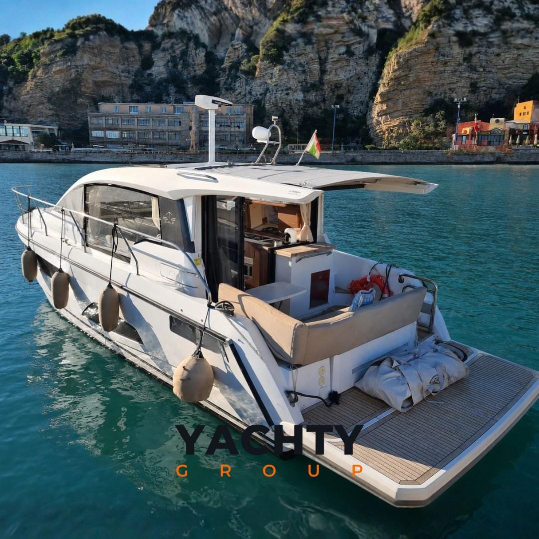 sealine C330