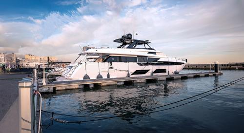 ferretti yachts 920