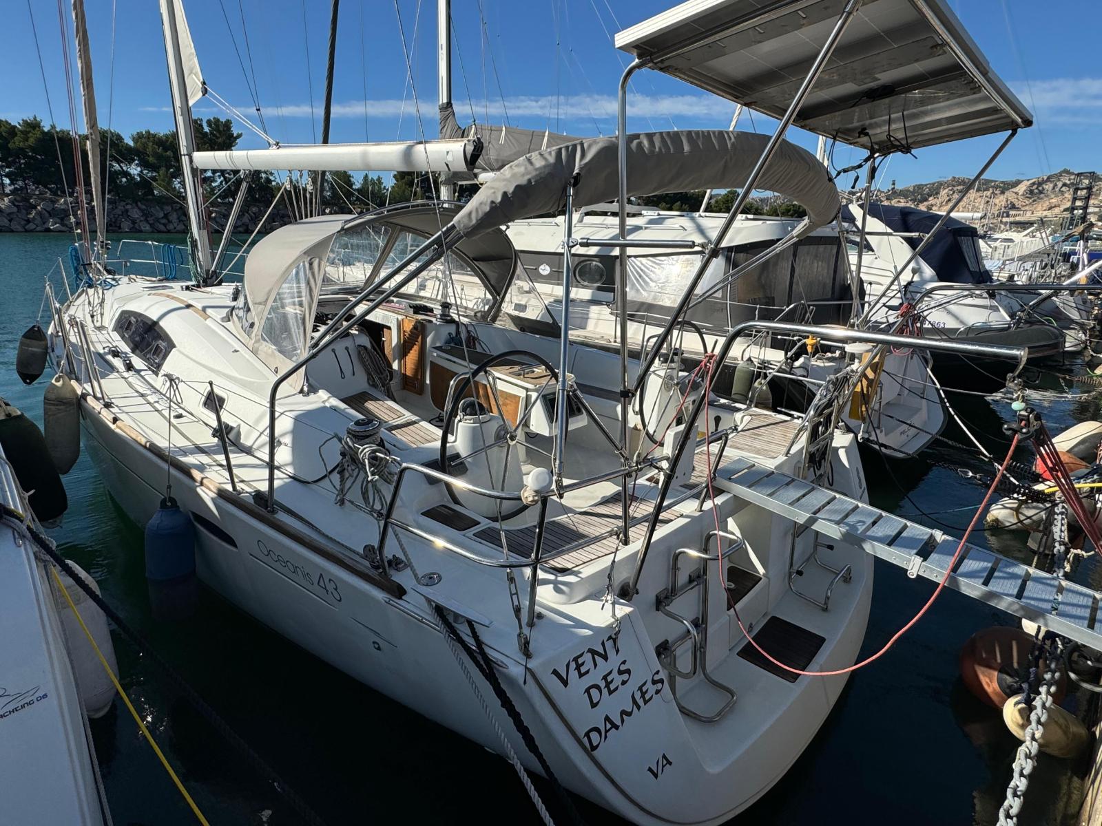 beneteau Océanis 43
