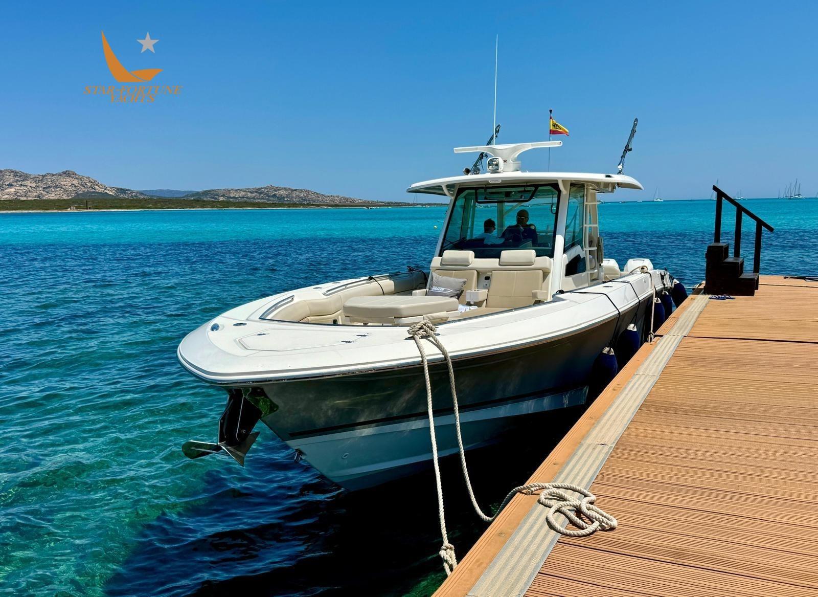 boston whaler Outrage 380