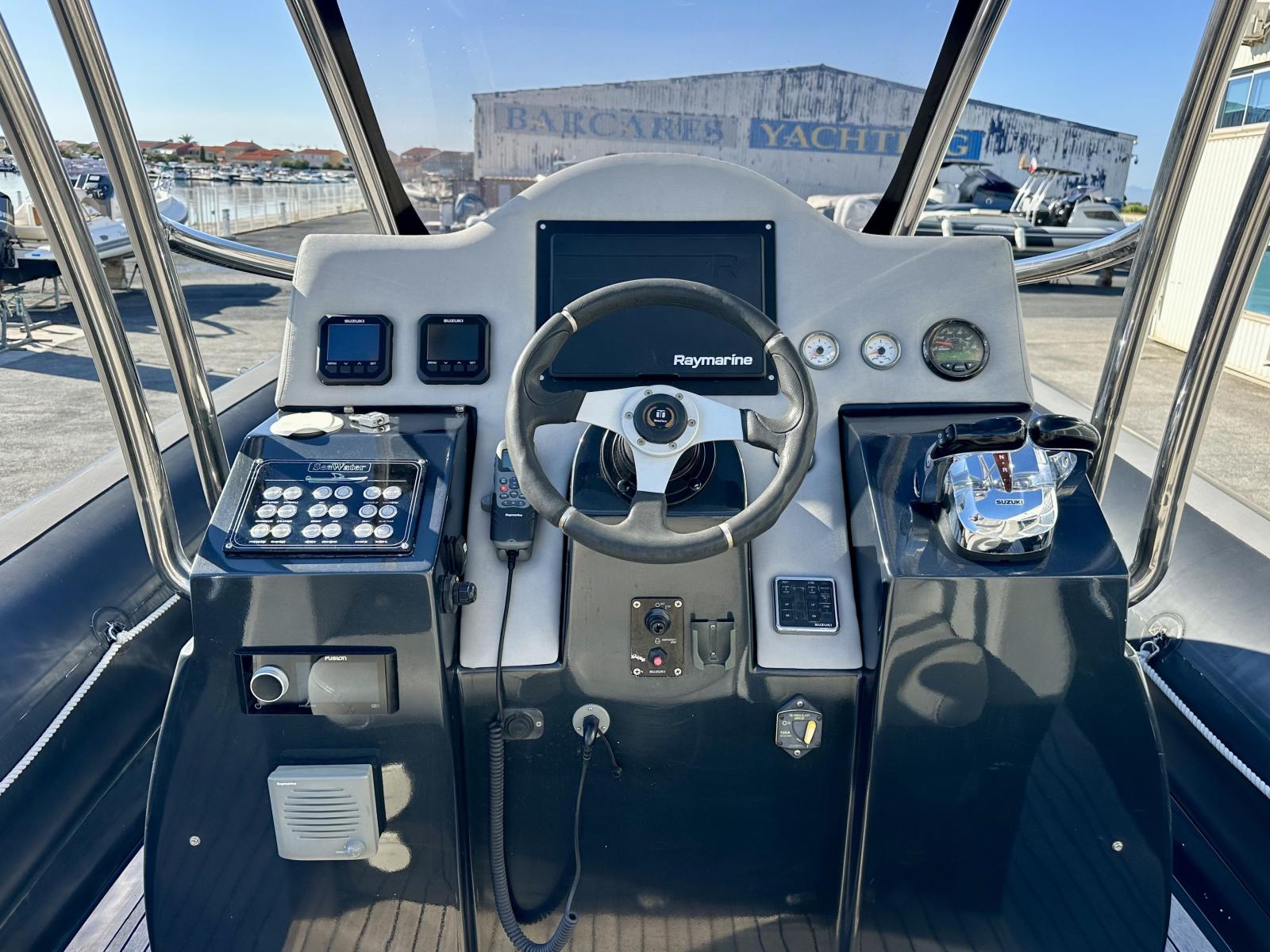 sea water Smeralda 320