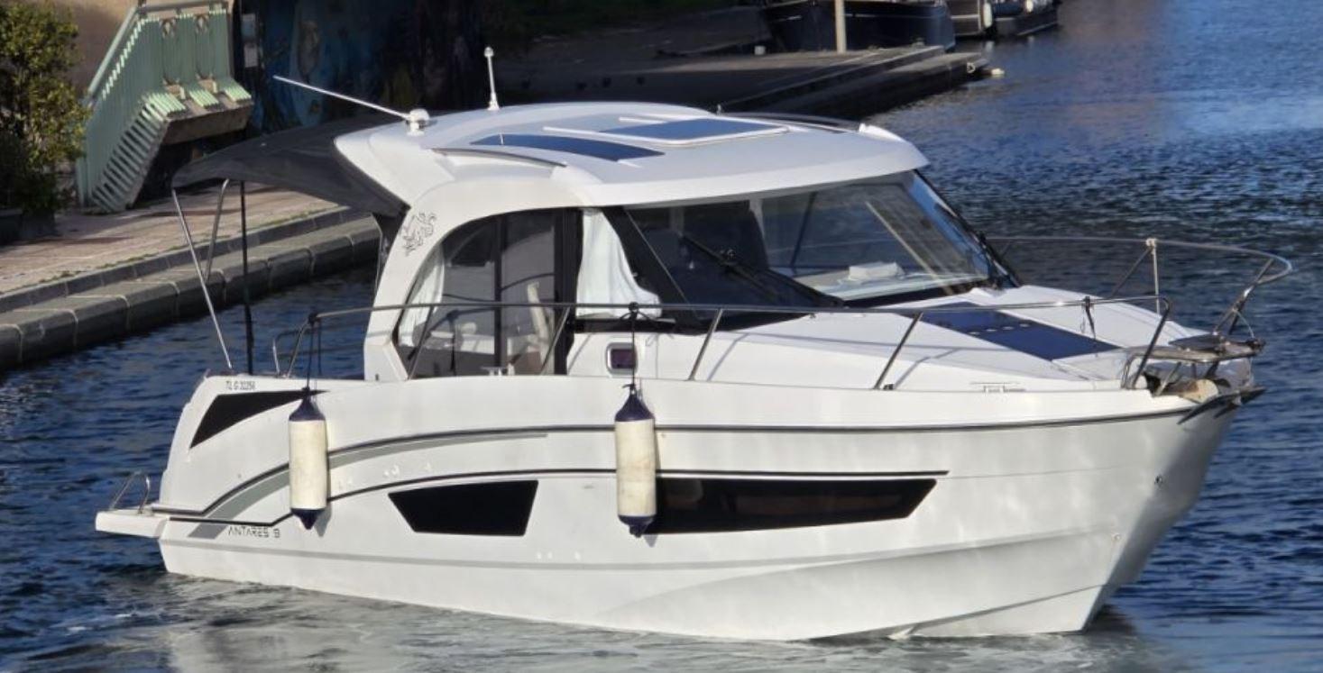 beneteau Antares 9 hb