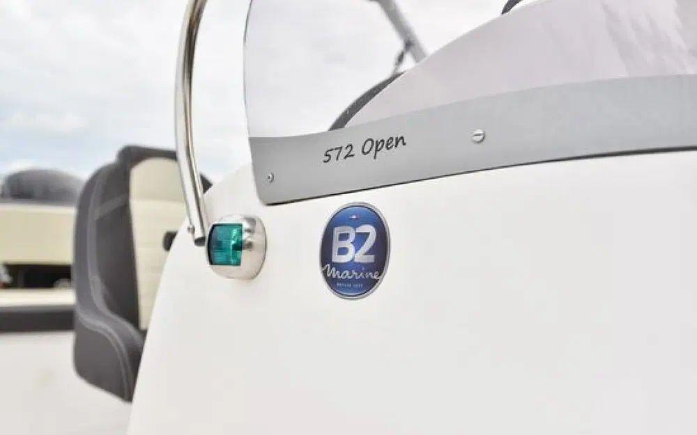 b2 marine Cap ferret 572