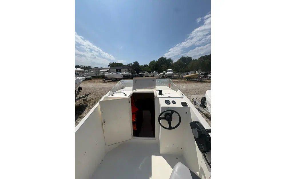b2 marine Cap ferret 500