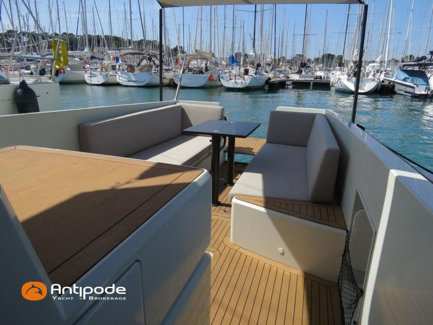 turbocraft Silverfin 40 range boat 39