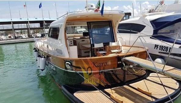 di donna Serapo 42 cabin ht