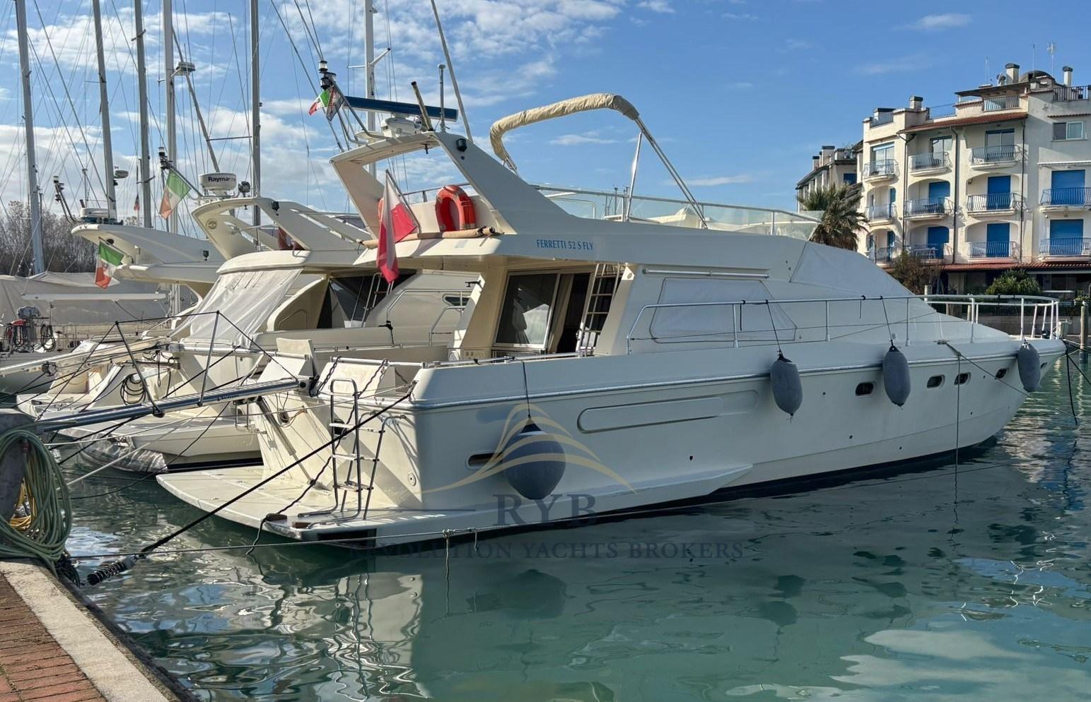 ferretti yachts 52 s fly