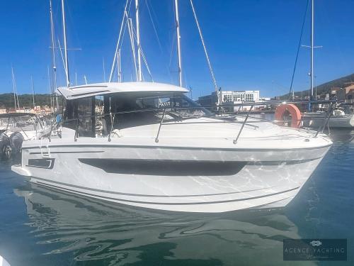 Jeanneau merry fisher 895