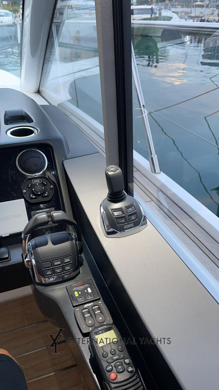 princess yachts V50 open