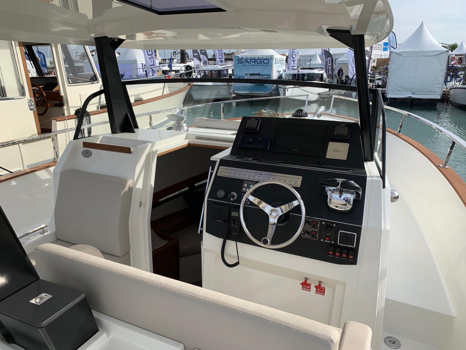 rhea marine Rhea 32 open