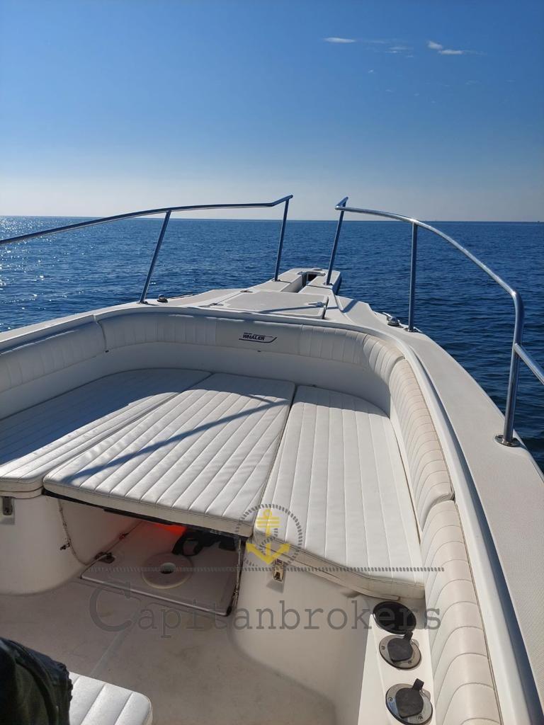 boston whaler 26 outrage