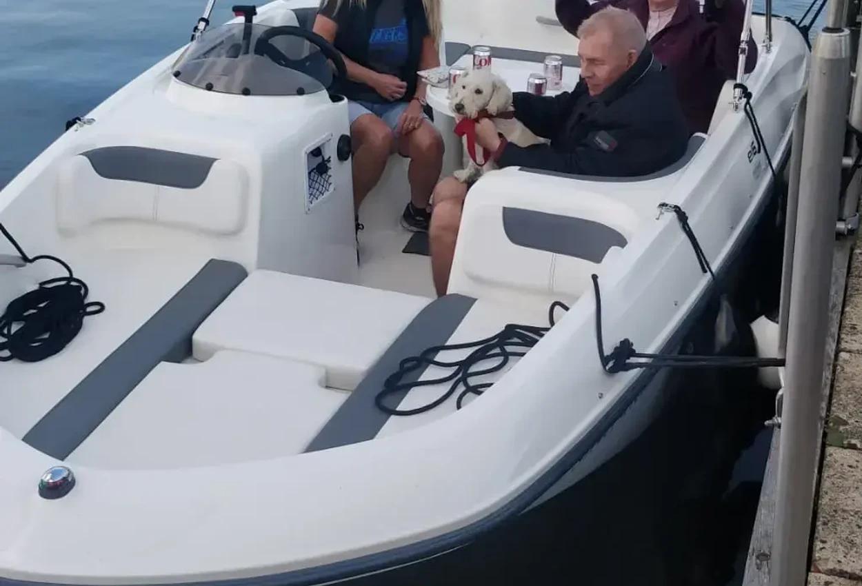 bayliner Element e16