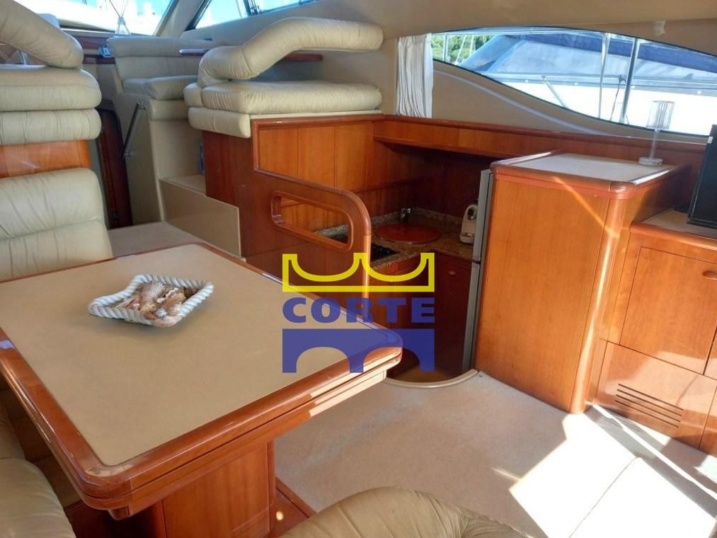 ferretti yachts 430
