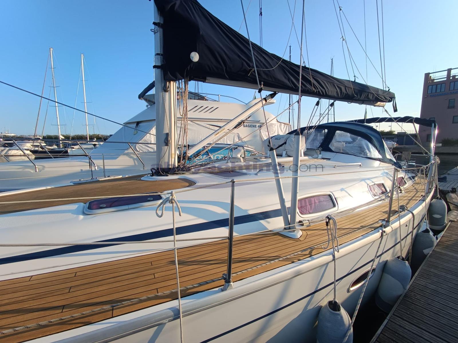 bavaria yachts Bavaria 42 cruiser
