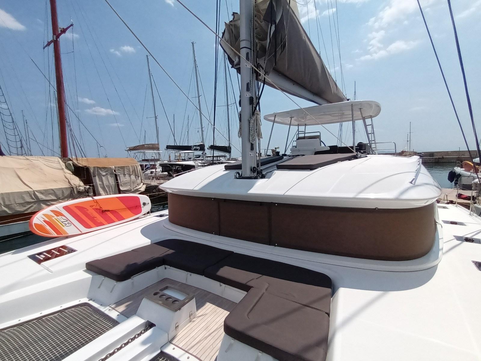 lagoon 51